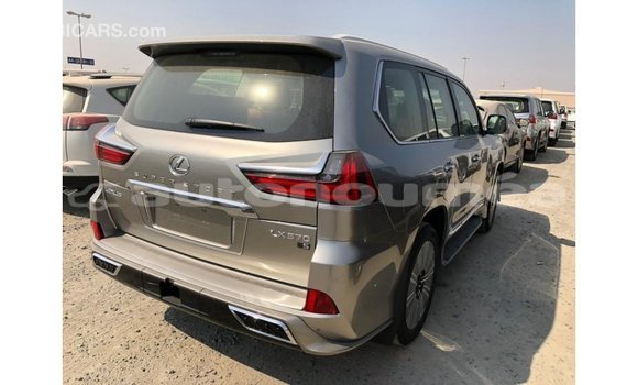Acheter Import Voiture Lexus LX Autre à Import - Dubai, Iles Acheter Import Voiture Lexus LX Autre à Import - Dubai, Iles