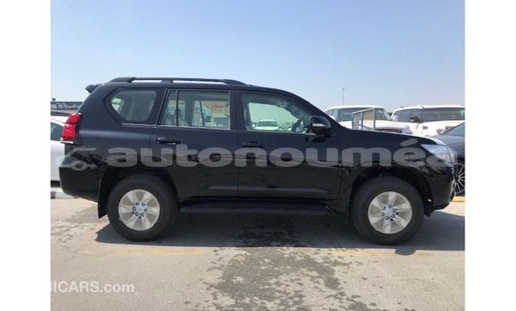 Acheter Import Voiture Toyota Prado Noir à Import - Dubai, Iles Acheter Import Voiture Toyota Prado Noir à Import - Dubai, Iles