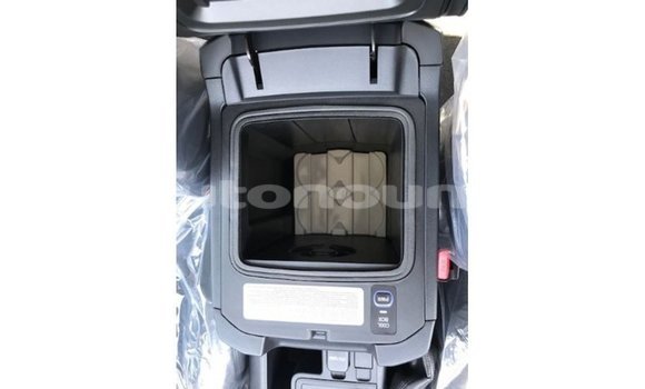 Acheter Import Voiture Toyota Prado Noir à Import - Dubai, Iles Acheter Import Voiture Toyota Prado Noir à Import - Dubai, Iles