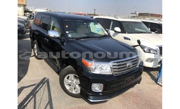 Acheter Import Voiture Toyota Land Cruiser Noir à Import - Dubai, Iles Acheter Import Voiture Toyota Land Cruiser Noir à Import - Dubai, Iles