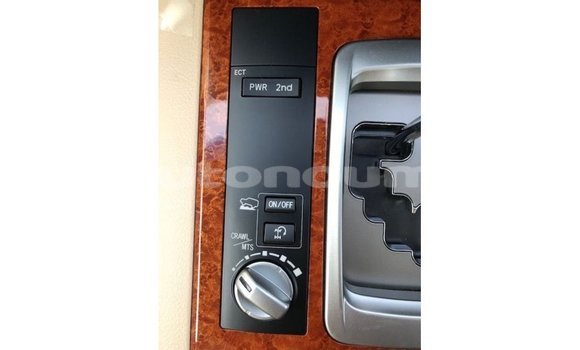 Acheter Import Voiture Toyota Land Cruiser Noir à Import - Dubai, Iles Acheter Import Voiture Toyota Land Cruiser Noir à Import - Dubai, Iles