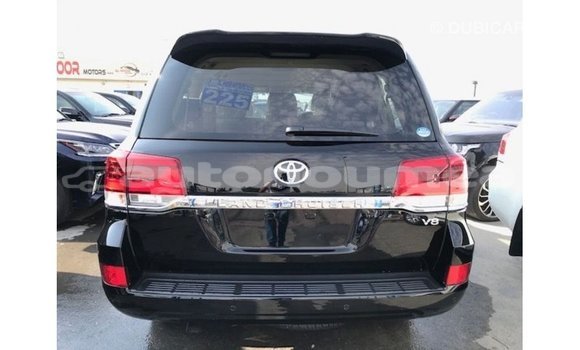 Buy Import Toyota Land Cruiser Black Car in Import - Dubai in Iles Buy Import Toyota Land Cruiser Black Car in Import - Dubai in Iles