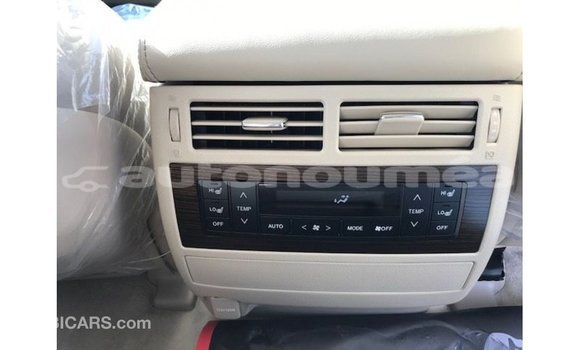 Buy Import Toyota Land Cruiser Black Car in Import - Dubai in Iles Buy Import Toyota Land Cruiser Black Car in Import - Dubai in Iles