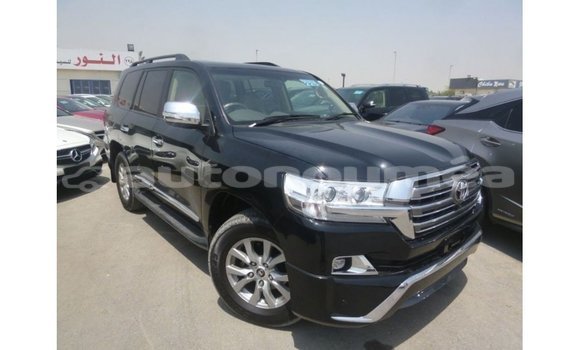 Acheter Import Voiture Toyota Land Cruiser Noir à Import - Dubai, Iles Acheter Import Voiture Toyota Land Cruiser Noir à Import - Dubai, Iles