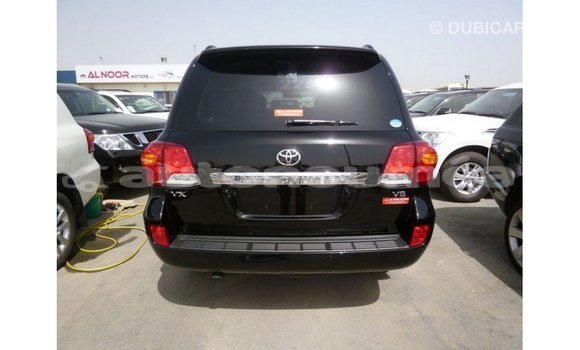 Acheter Import Voiture Toyota Land Cruiser Noir à Import - Dubai, Iles Acheter Import Voiture Toyota Land Cruiser Noir à Import - Dubai, Iles