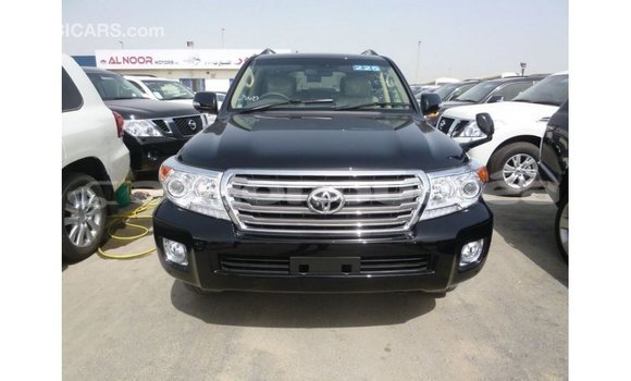 Acheter Import Voiture Toyota Land Cruiser Noir à Import - Dubai, Iles Acheter Import Voiture Toyota Land Cruiser Noir à Import - Dubai, Iles