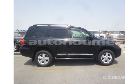 Acheter Import Voiture Toyota Land Cruiser Noir à Import - Dubai, Iles Acheter Import Voiture Toyota Land Cruiser Noir à Import - Dubai, Iles