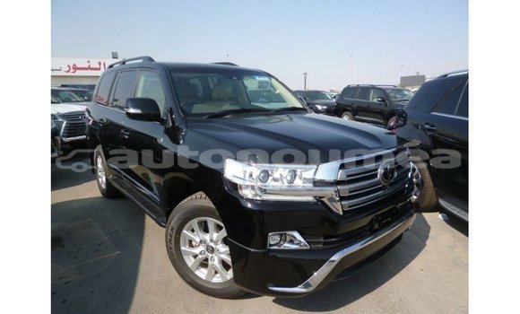 Acheter Import Voiture Toyota Land Cruiser Noir à Import - Dubai, Iles Acheter Import Voiture Toyota Land Cruiser Noir à Import - Dubai, Iles