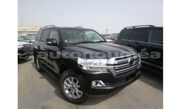 Acheter Import Voiture Toyota Land Cruiser Noir à Import - Dubai, Iles Acheter Import Voiture Toyota Land Cruiser Noir à Import - Dubai, Iles