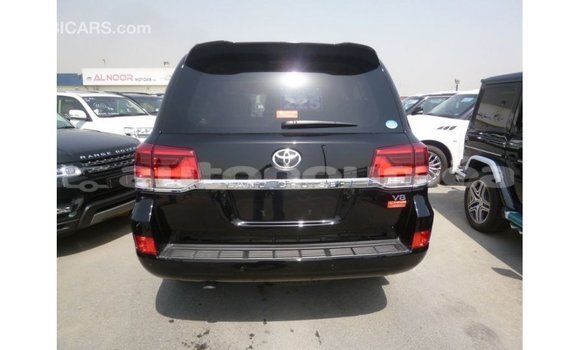Acheter Import Voiture Toyota Land Cruiser Noir à Import - Dubai, Iles Acheter Import Voiture Toyota Land Cruiser Noir à Import - Dubai, Iles