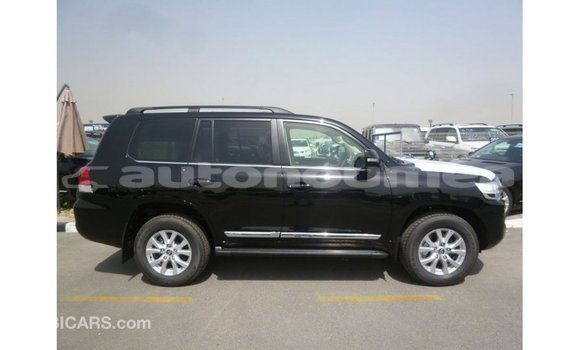 Acheter Import Voiture Toyota Land Cruiser Noir à Import - Dubai, Iles Acheter Import Voiture Toyota Land Cruiser Noir à Import - Dubai, Iles