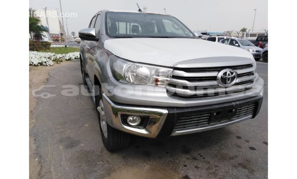 Buy Import Toyota Hilux Other Car in Import - Dubai in Iles Buy Import Toyota Hilux Other Car in Import - Dubai in Iles