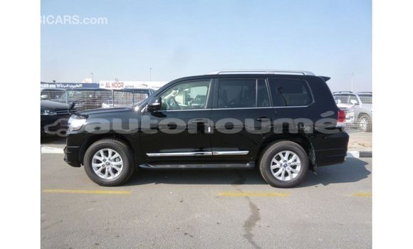 Acheter Import Voiture Toyota Land Cruiser Noir à Import - Dubai, Iles Acheter Import Voiture Toyota Land Cruiser Noir à Import - Dubai, Iles