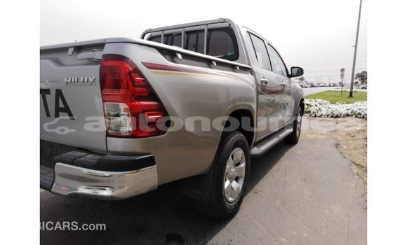 Buy Import Toyota Hilux Other Car in Import - Dubai in Iles Buy Import Toyota Hilux Other Car in Import - Dubai in Iles