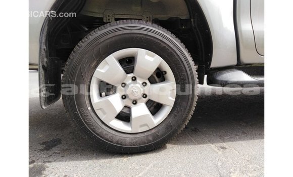 Buy Import Toyota Hilux Other Car in Import - Dubai in Iles Buy Import Toyota Hilux Other Car in Import - Dubai in Iles