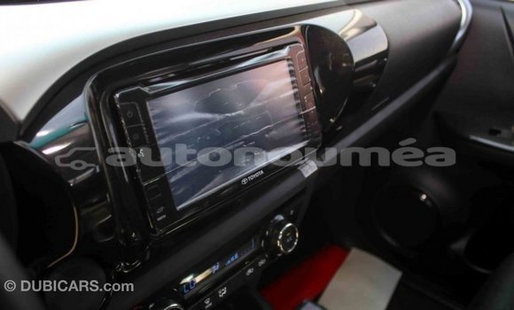 Buy Import Toyota Hilux Other Car in Import - Dubai in Iles Buy Import Toyota Hilux Other Car in Import - Dubai in Iles