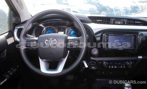 Buy Import Toyota Hilux Other Car in Import - Dubai in Iles Buy Import Toyota Hilux Other Car in Import - Dubai in Iles