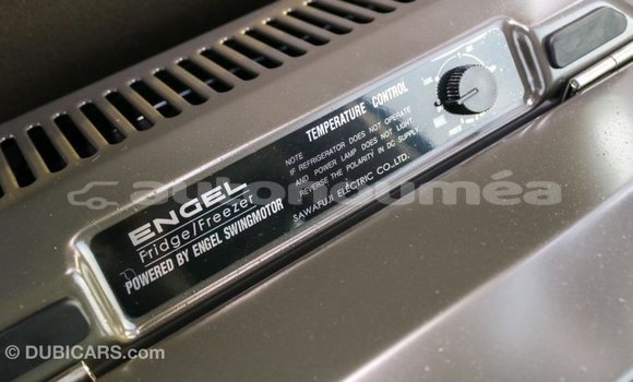 Acheter Import Voiture Toyota Coaster Blanc à Import - Dubai, Iles Acheter Import Voiture Toyota Coaster Blanc à Import - Dubai, Iles