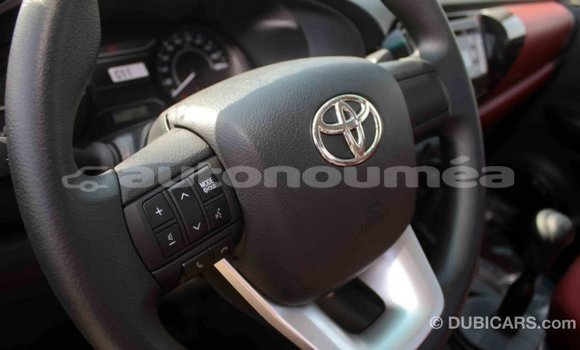 Acheter Import Voiture Toyota Hilux Autre à Import - Dubai, Iles Acheter Import Voiture Toyota Hilux Autre à Import - Dubai, Iles
