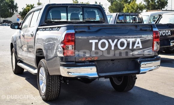 Buy Import Toyota Hilux Other Car in Import - Dubai in Iles Buy Import Toyota Hilux Other Car in Import - Dubai in Iles