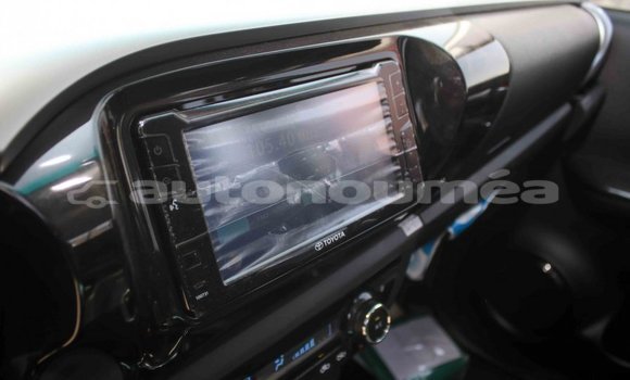 Buy Import Toyota Hilux Blue Car in Import - Dubai in Iles Buy Import Toyota Hilux Blue Car in Import - Dubai in Iles