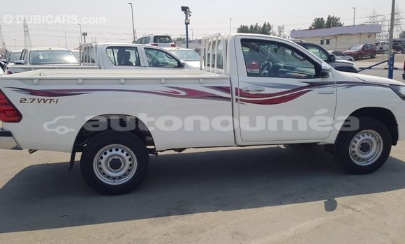 Buy Import Toyota Hilux White Car in Import - Dubai in Iles Buy Import Toyota Hilux White Car in Import - Dubai in Iles