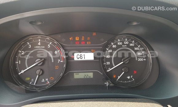 Buy Import Toyota Hilux White Car in Import - Dubai in Iles Buy Import Toyota Hilux White Car in Import - Dubai in Iles