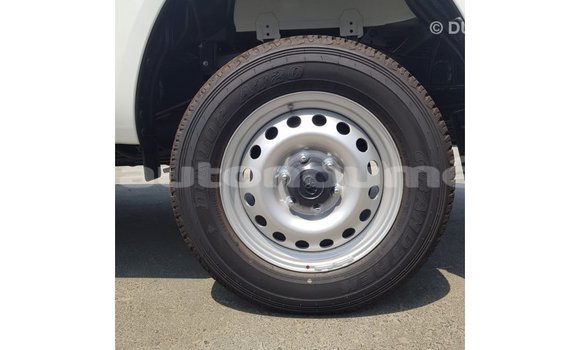 Buy Import Toyota Hilux White Car in Import - Dubai in Iles Buy Import Toyota Hilux White Car in Import - Dubai in Iles