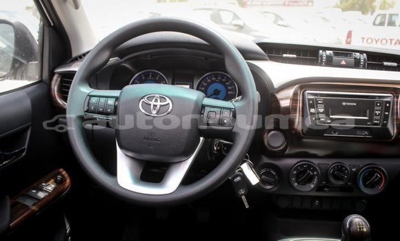 Buy Import Toyota Hilux White Car in Import - Dubai in Iles Buy Import Toyota Hilux White Car in Import - Dubai in Iles