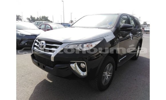 Buy Import Toyota Fortuner Black Car in Import - Dubai in Iles Buy Import Toyota Fortuner Black Car in Import - Dubai in Iles