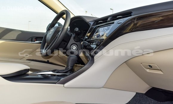 Buy Import Toyota Camry White Car in Import - Dubai in Iles Buy Import Toyota Camry White Car in Import - Dubai in Iles