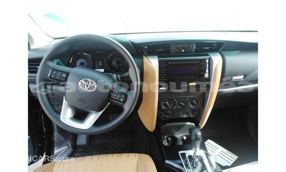 Buy Import Toyota Fortuner Black Car in Import - Dubai in Iles Buy Import Toyota Fortuner Black Car in Import - Dubai in Iles