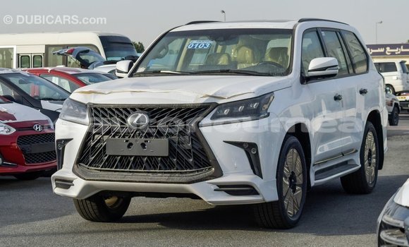 Buy Import Lexus LX White Car in Import - Dubai in Iles Buy Import Lexus LX White Car in Import - Dubai in Iles