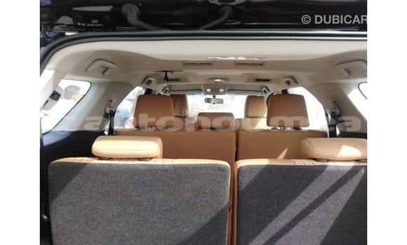 Buy Import Toyota Fortuner Black Car in Import - Dubai in Iles Buy Import Toyota Fortuner Black Car in Import - Dubai in Iles