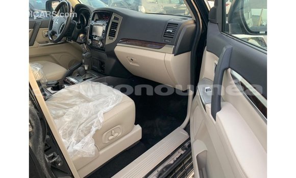 Buy Import Mitsubishi Pajero Black Car in Import - Dubai in Iles Buy Import Mitsubishi Pajero Black Car in Import - Dubai in Iles