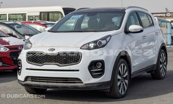 Buy Import Kia Sportage White Car in Import - Dubai in Iles Buy Import Kia Sportage White Car in Import - Dubai in Iles