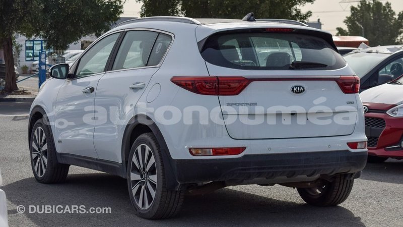 Big with watermark kia sportage iles import dubai 3250