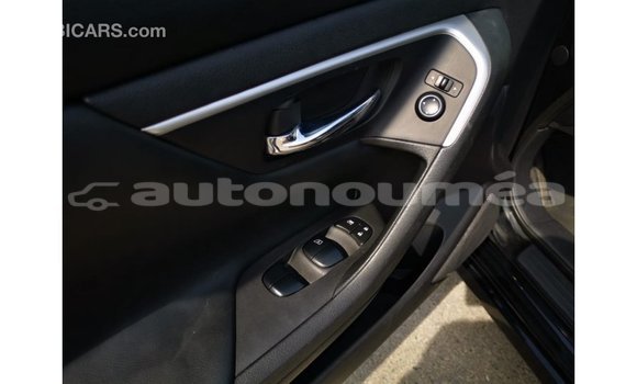 Acheter Import Voiture Nissan Altima Noir à Import - Dubai, Iles Acheter Import Voiture Nissan Altima Noir à Import - Dubai, Iles