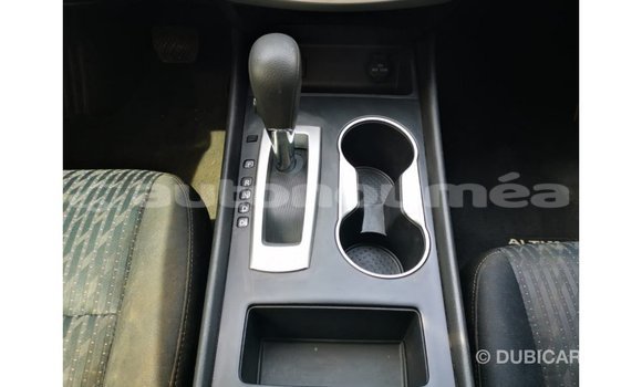 Acheter Import Voiture Nissan Altima Noir à Import - Dubai, Iles Acheter Import Voiture Nissan Altima Noir à Import - Dubai, Iles