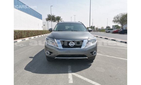 Acheter Import Voiture Nissan Pathfinder Autre à Import - Dubai, Iles Acheter Import Voiture Nissan Pathfinder Autre à Import - Dubai, Iles