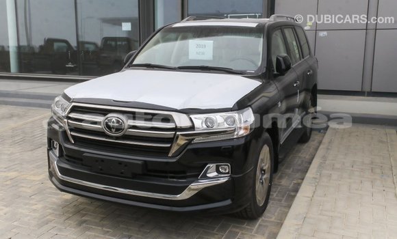 Acheter Import Voiture Toyota Land Cruiser Noir à Import - Dubai, Iles Acheter Import Voiture Toyota Land Cruiser Noir à Import - Dubai, Iles