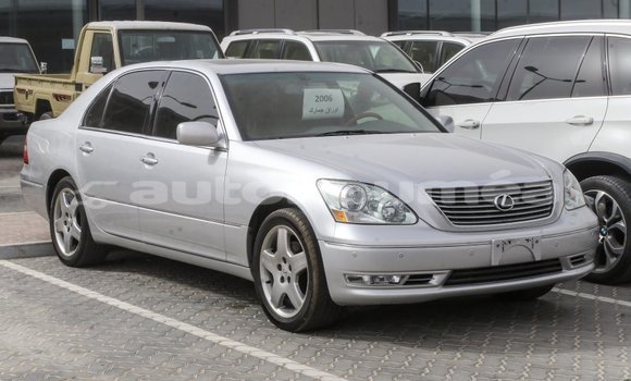 Acheter Import Voiture Lexus LS Autre à Import - Dubai, Iles Acheter Import Voiture Lexus LS Autre à Import - Dubai, Iles