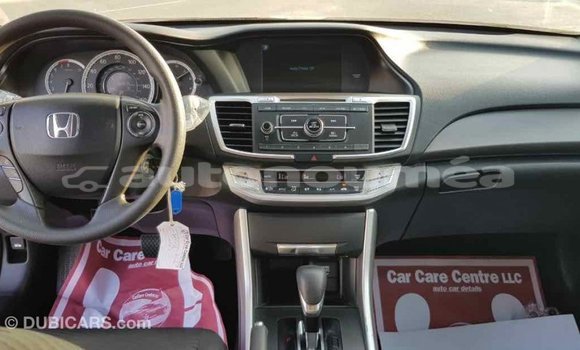 Acheter Import Voiture Honda Accord Autre à Import - Dubai, Iles Acheter Import Voiture Honda Accord Autre à Import - Dubai, Iles