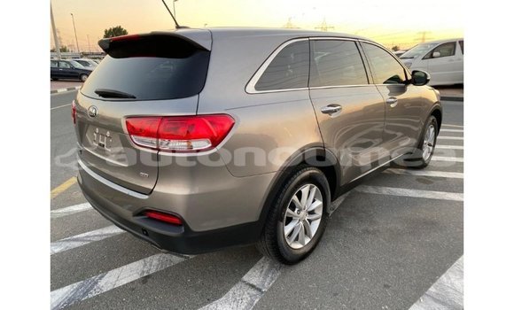 Acheter Import Voiture Kia Sorento Autre à Import - Dubai, Iles Acheter Import Voiture Kia Sorento Autre à Import - Dubai, Iles