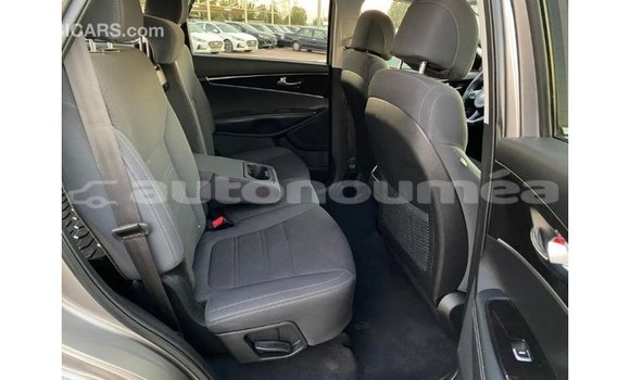 Acheter Import Voiture Kia Sorento Autre à Import - Dubai, Iles Acheter Import Voiture Kia Sorento Autre à Import - Dubai, Iles