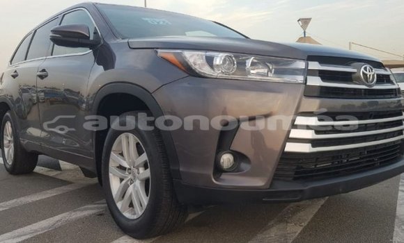 Acheter Import Voiture Toyota Highlander Autre à Import - Dubai, Iles Acheter Import Voiture Toyota Highlander Autre à Import - Dubai, Iles