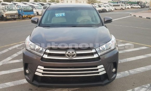 Acheter Import Voiture Toyota Highlander Autre à Import - Dubai, Iles Acheter Import Voiture Toyota Highlander Autre à Import - Dubai, Iles