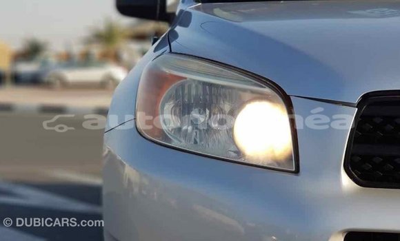 Acheter Import Voiture Toyota RAV4 Autre à Import - Dubai, Iles Acheter Import Voiture Toyota RAV4 Autre à Import - Dubai, Iles