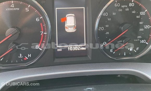 Acheter Import Utilitaire Toyota HiAce Autre à Import - Dubai, Iles Acheter Import Utilitaire Toyota HiAce Autre à Import - Dubai, Iles