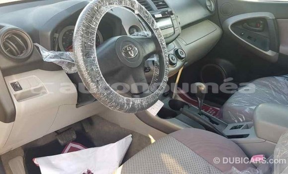 Acheter Import Voiture Toyota RAV4 Autre à Import - Dubai, Iles Acheter Import Voiture Toyota RAV4 Autre à Import - Dubai, Iles